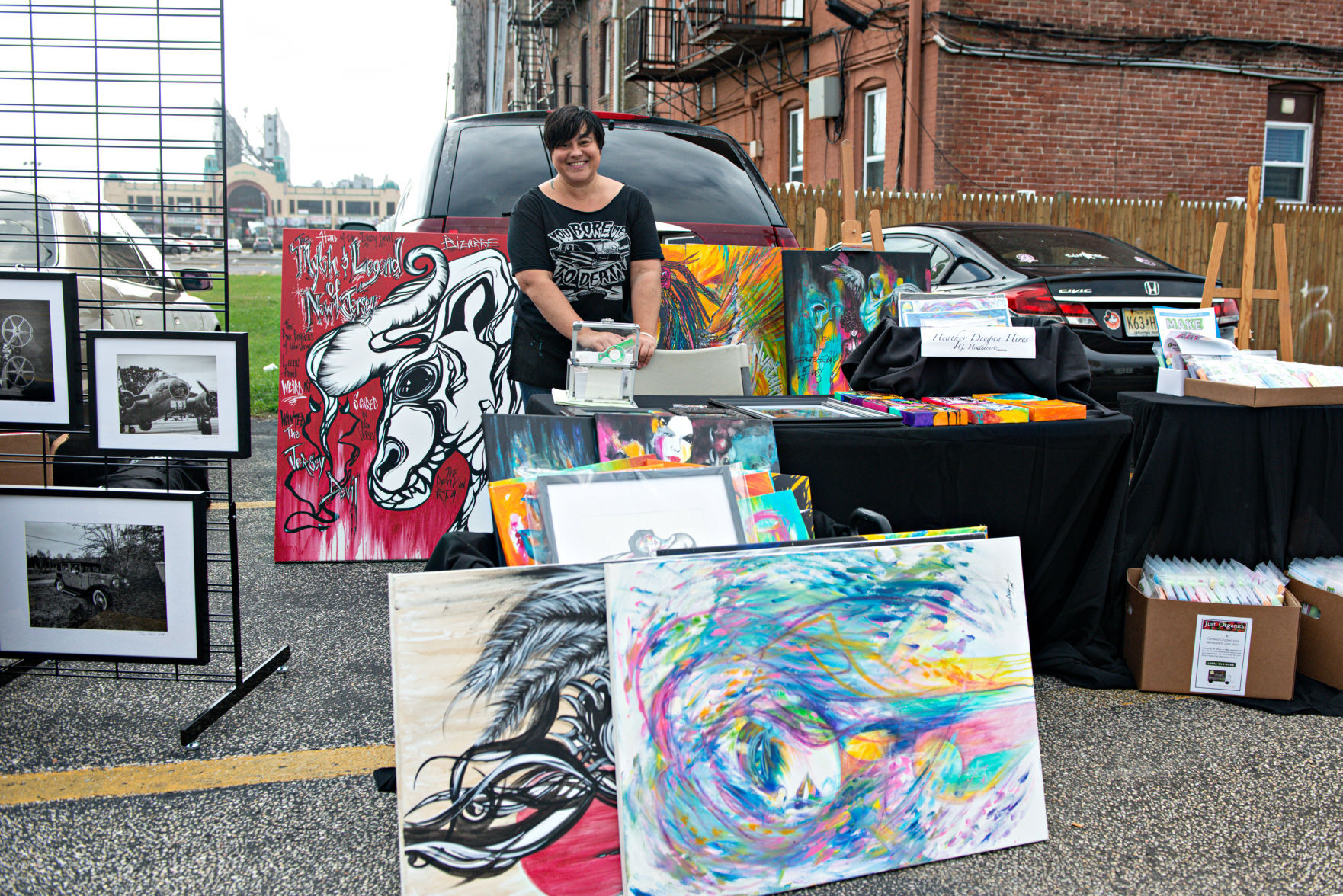 102520_nws_flyingartist